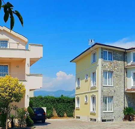 Hotel Emigranti Shkoder Luaran gambar