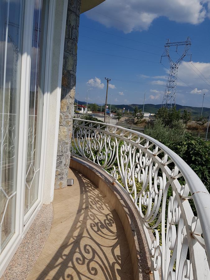Hotel Emigranti Shkoder Luaran gambar
